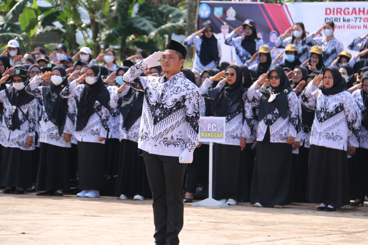 Kegiatan PGRI Supiori - Persatuan Guru Republik Indonesia Cabang Supiori